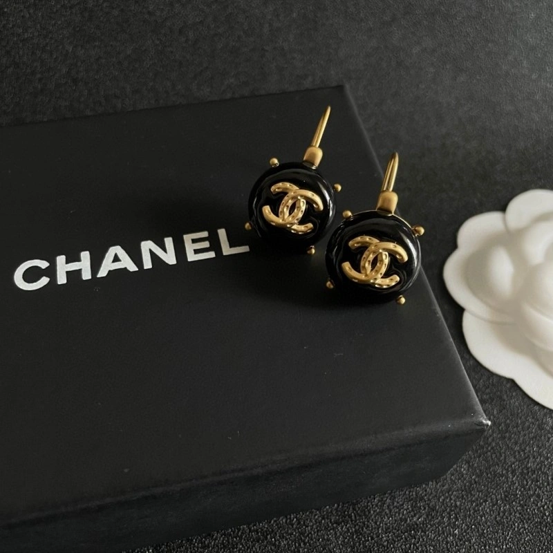 Unisex Chanel Earrings 219670