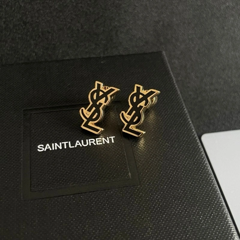 WaterResistant Chanel Earrings 219675