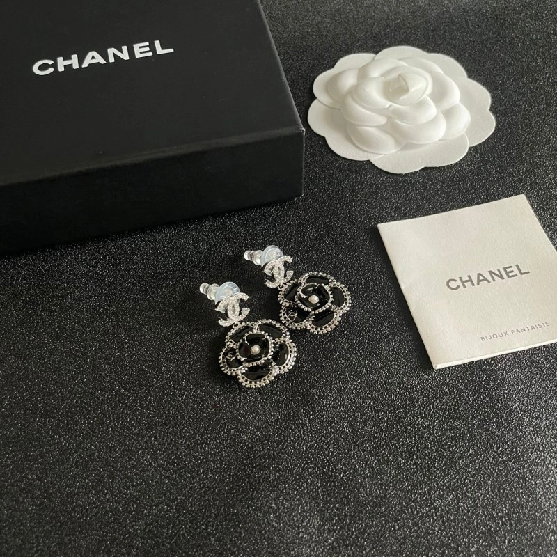 WrinkleFree Chanel Earrings 219652