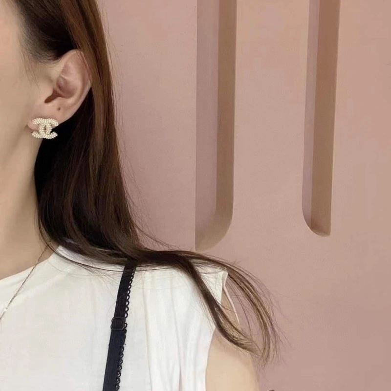 Chanel Earrings SmoothTexture 219631