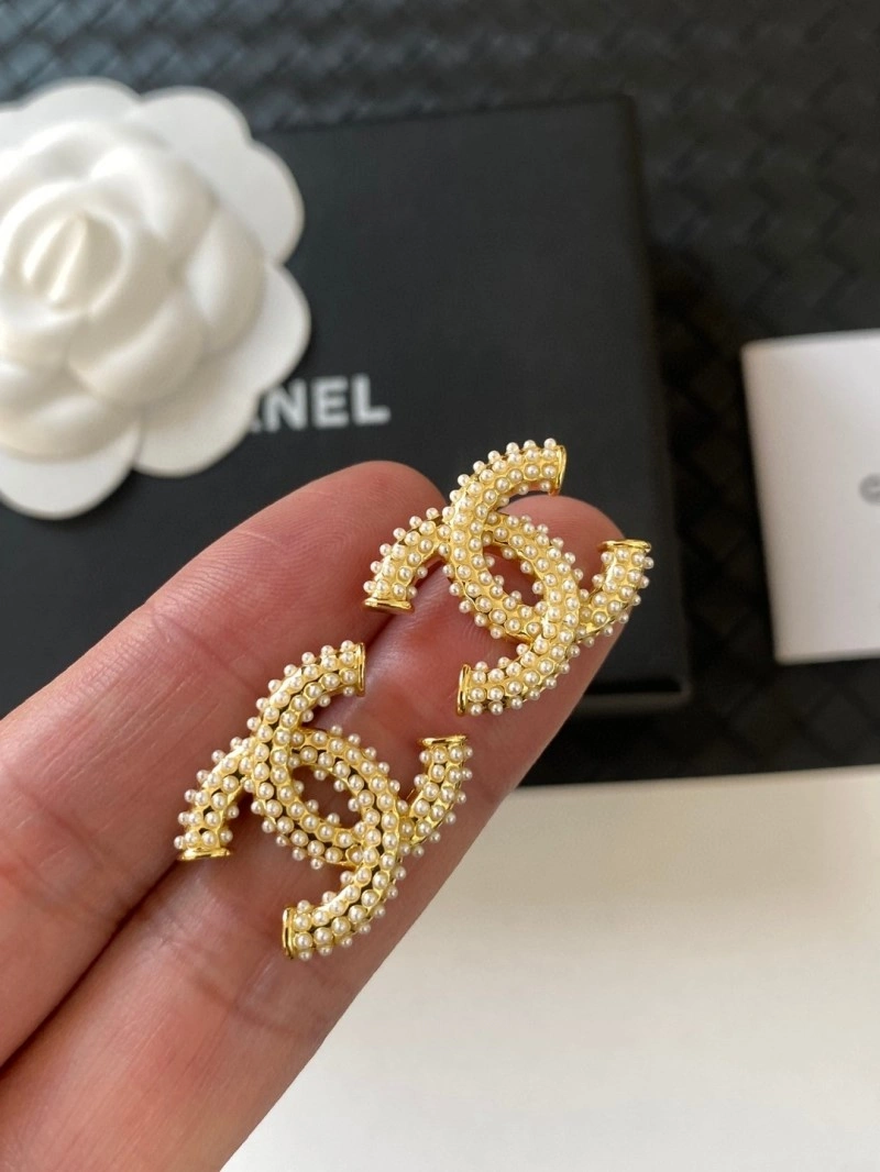 Chanel Earrings SmoothTexture 219631