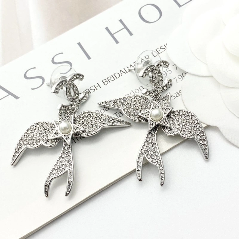 Chanel Earrings Comfortable 219624