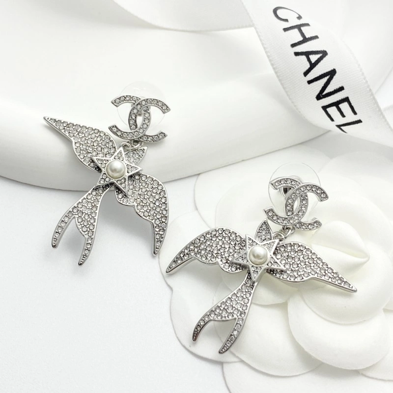 Chanel Earrings Comfortable 219624