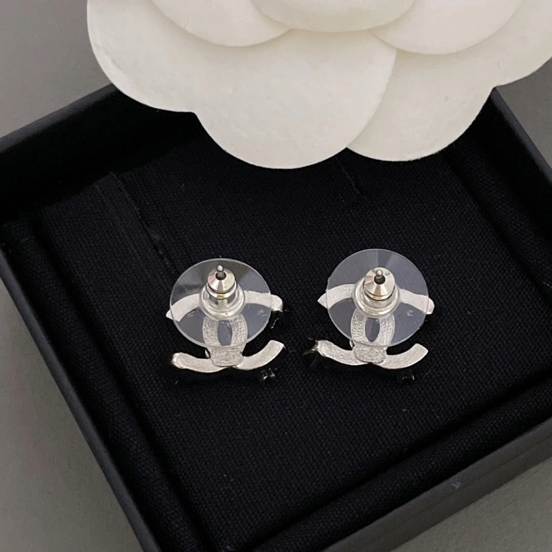 Chanel Earrings Durable 219617