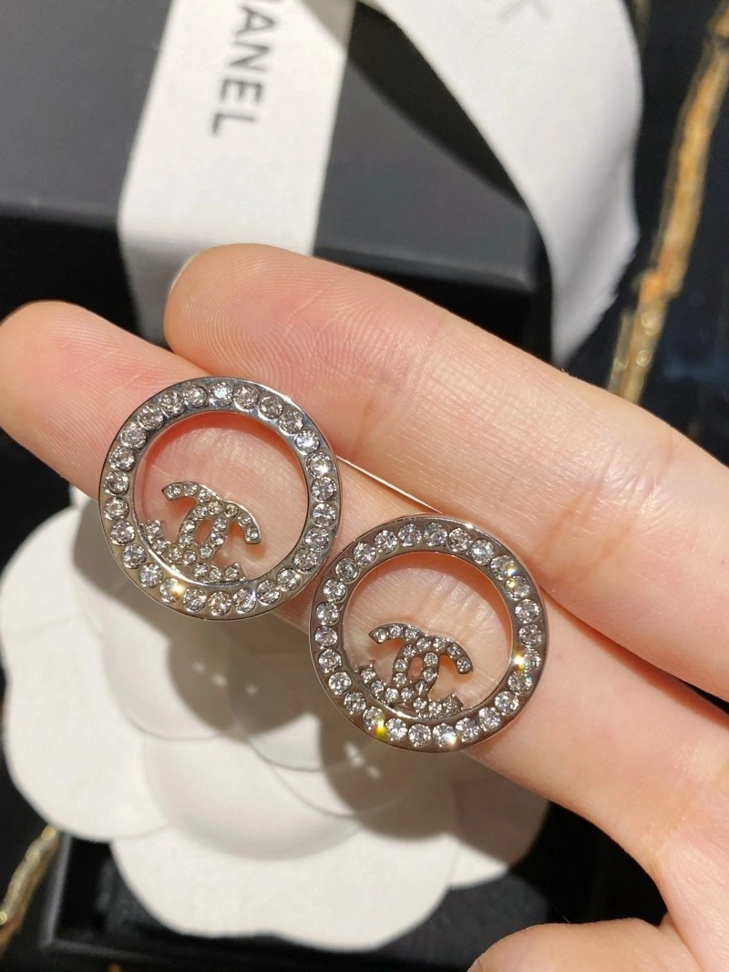 Breathable Chanel Earrings 219612
