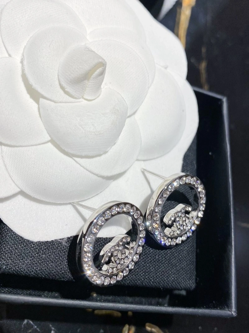 Breathable Chanel Earrings 219612