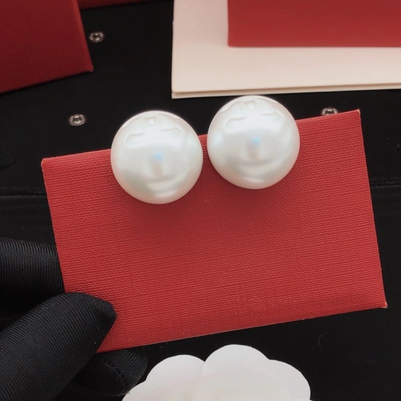 Chanel Earrings FreshLook 219616