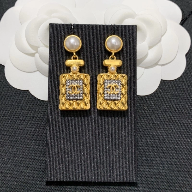 Chanel Earrings Efficient 219597