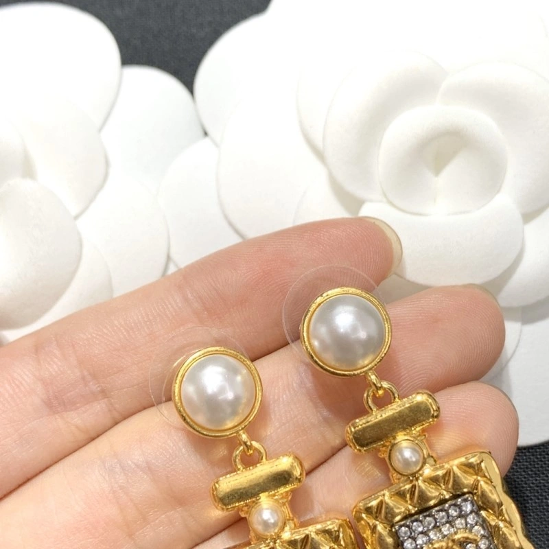 Chanel Earrings Efficient 219597