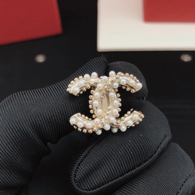 Chanel Earrings Comfortable 219606