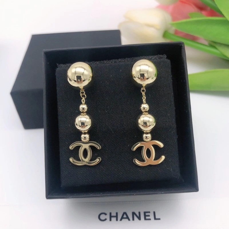 Breathable Chanel Earrings 219609