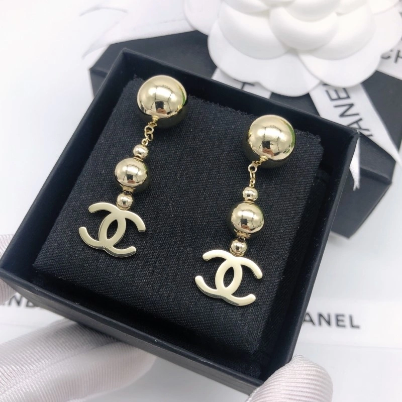 Breathable Chanel Earrings 219609