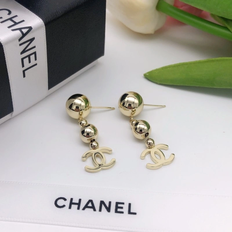 Breathable Chanel Earrings 219609