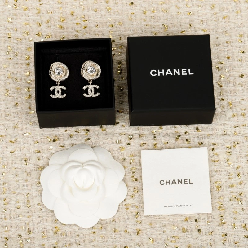 Effortless Chanel Earrings 219587