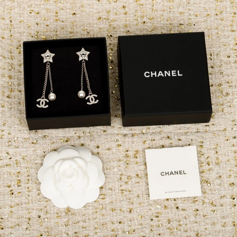 Effortless Chanel Earrings 219584