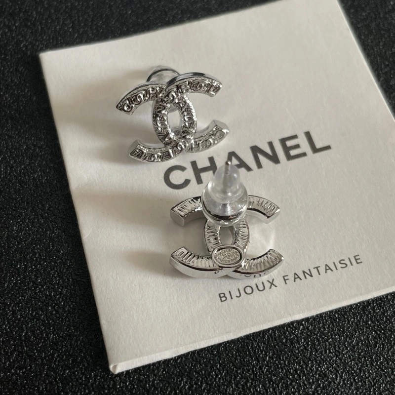 TechFriendly Chanel Earrings 219589