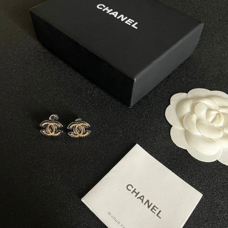 Affordable Chanel Earrings 219573