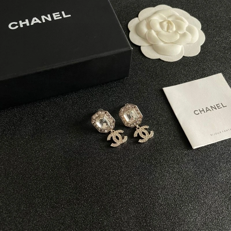 Cozy Chanel Earrings 219567