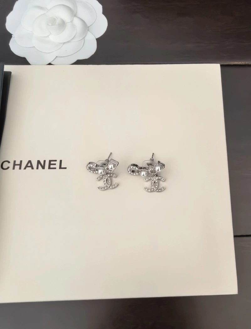 Chanel Earrings Practical 219561