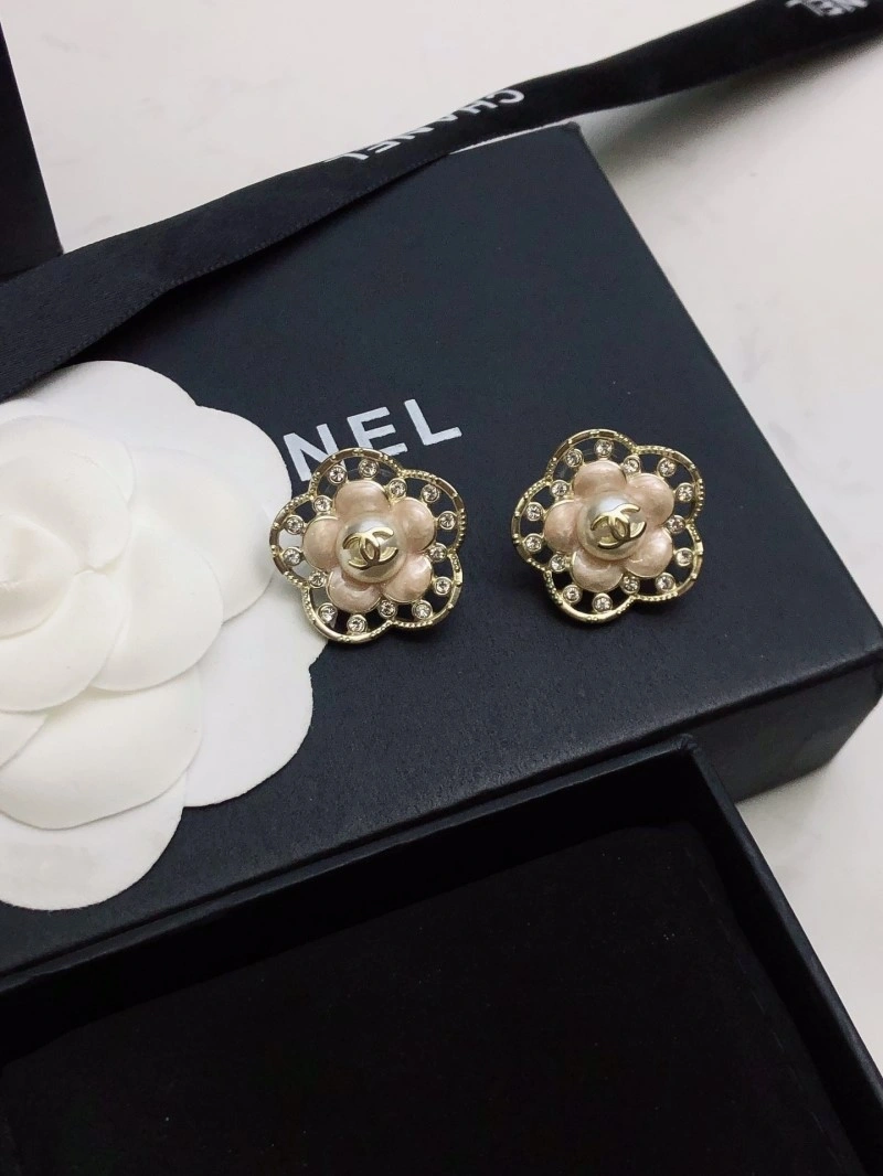 Comfortable Chanel Earrings 219544
