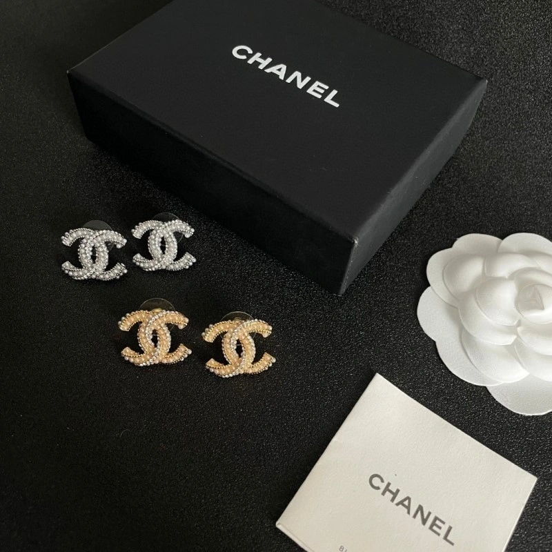 Chanel Earrings SmoothTexture 219545