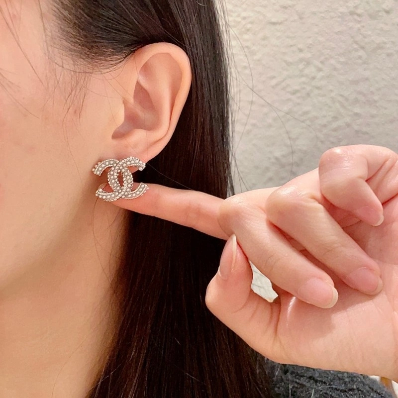 Chanel Earrings SmoothTexture 219545