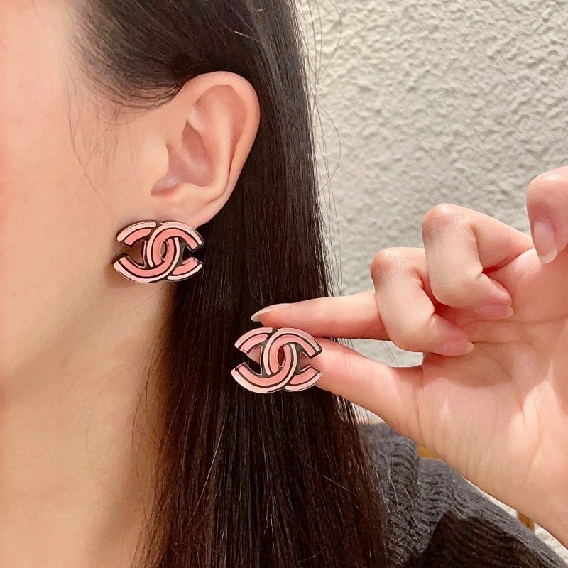 Sophisticated Chanel Earrings 219530