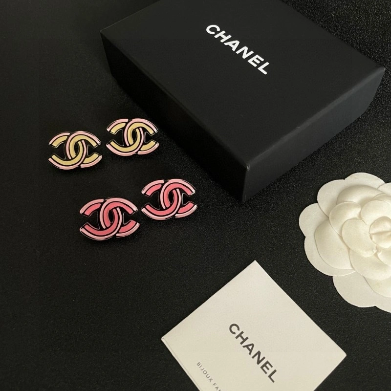 Sophisticated Chanel Earrings 219530