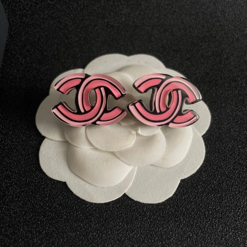 Sophisticated Chanel Earrings 219530