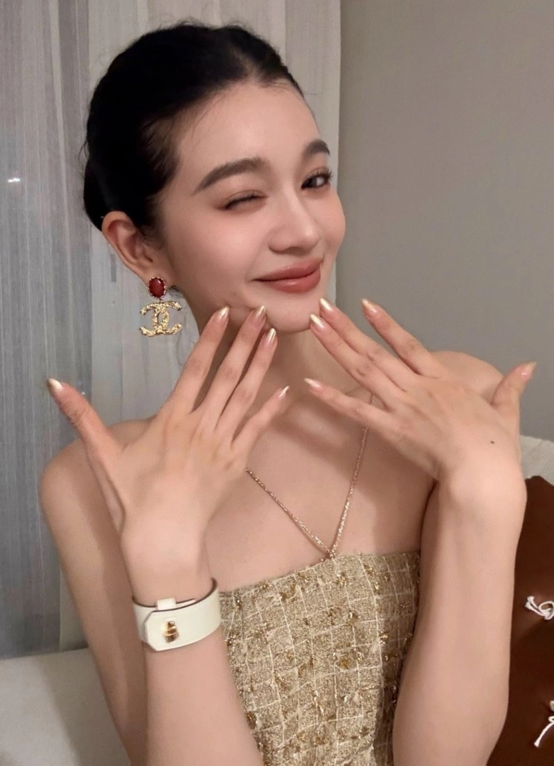 SmoothTexture Chanel Earrings 219521