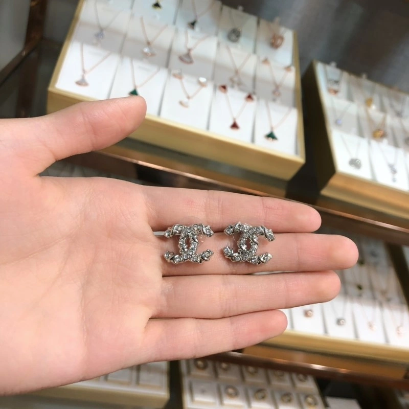 Trendy Chanel Earrings 219505