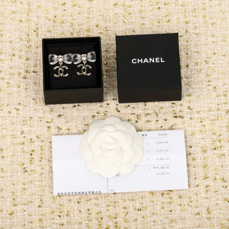 Chanel Earrings Snug 219510