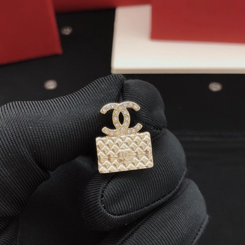 Chanel Earrings Supportive 219501