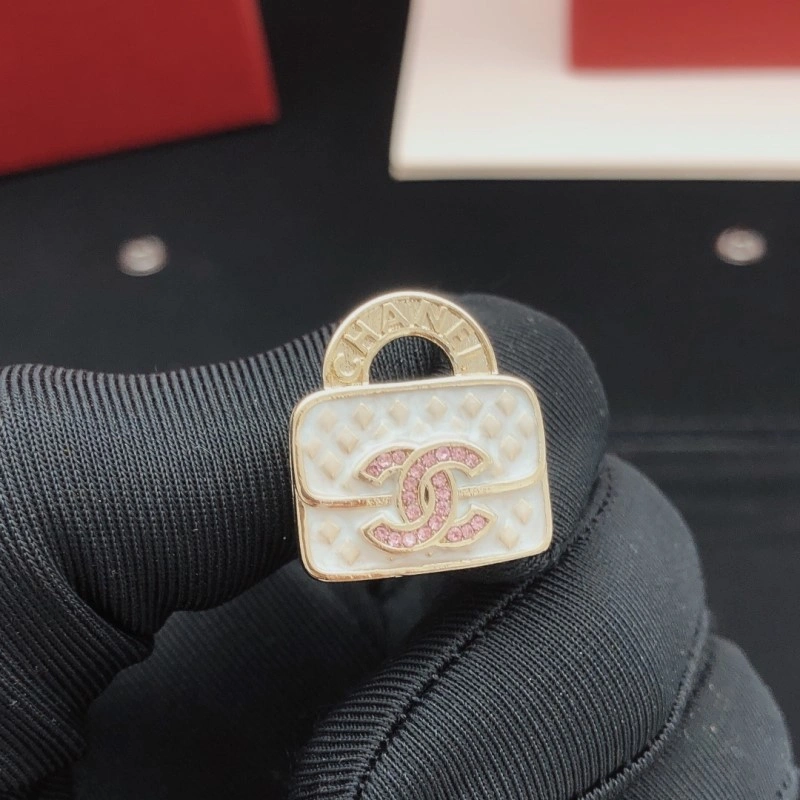 Stretchable Chanel Earrings 219574