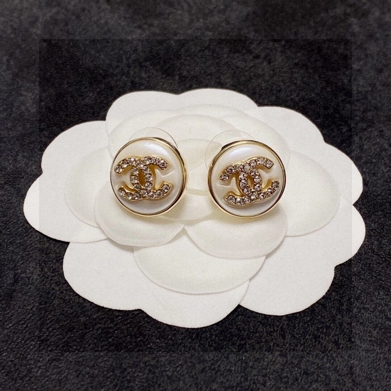 Chanel Earrings EyeCatching 219474