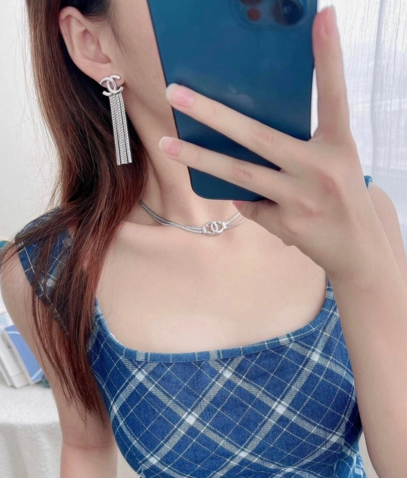 Tailored Chanel Earrings 219465