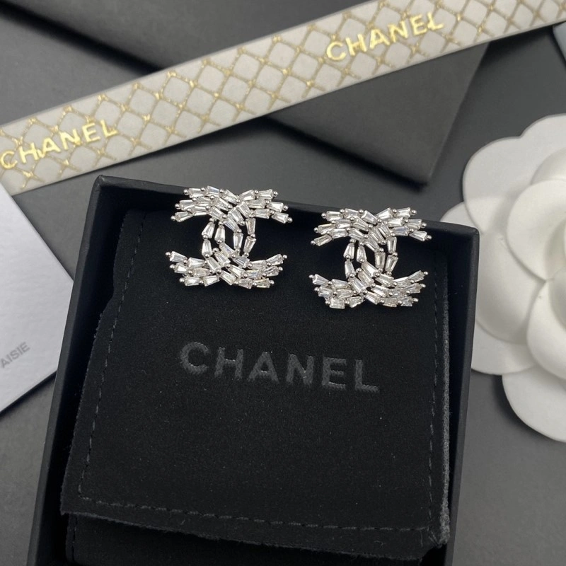 Chanel Earrings Trendy 219540