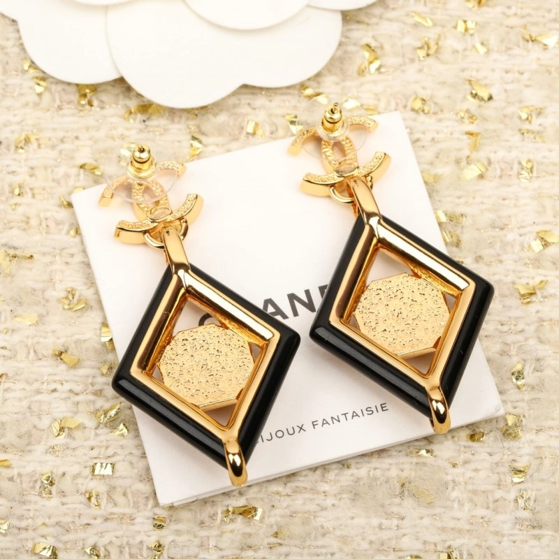 Trendsetting Chanel Earrings 219456