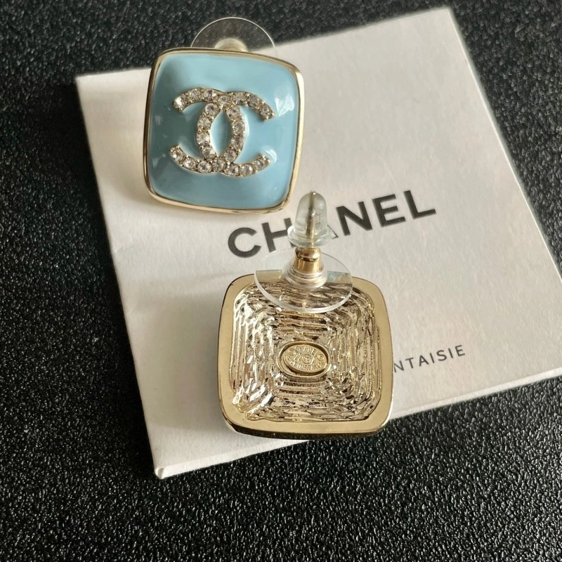 MoistureWicking Chanel Earrings 219443
