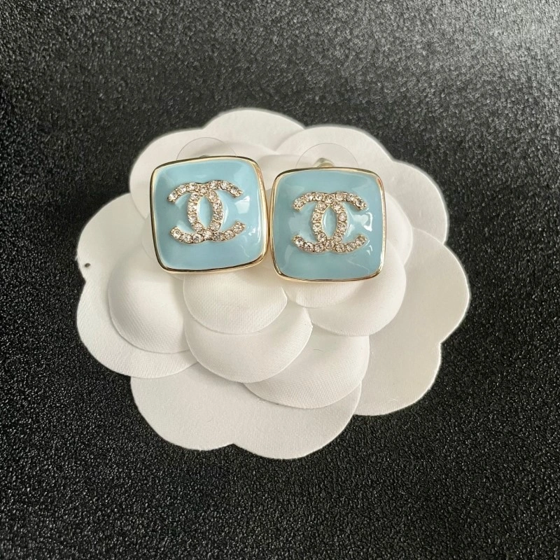 MoistureWicking Chanel Earrings 219443