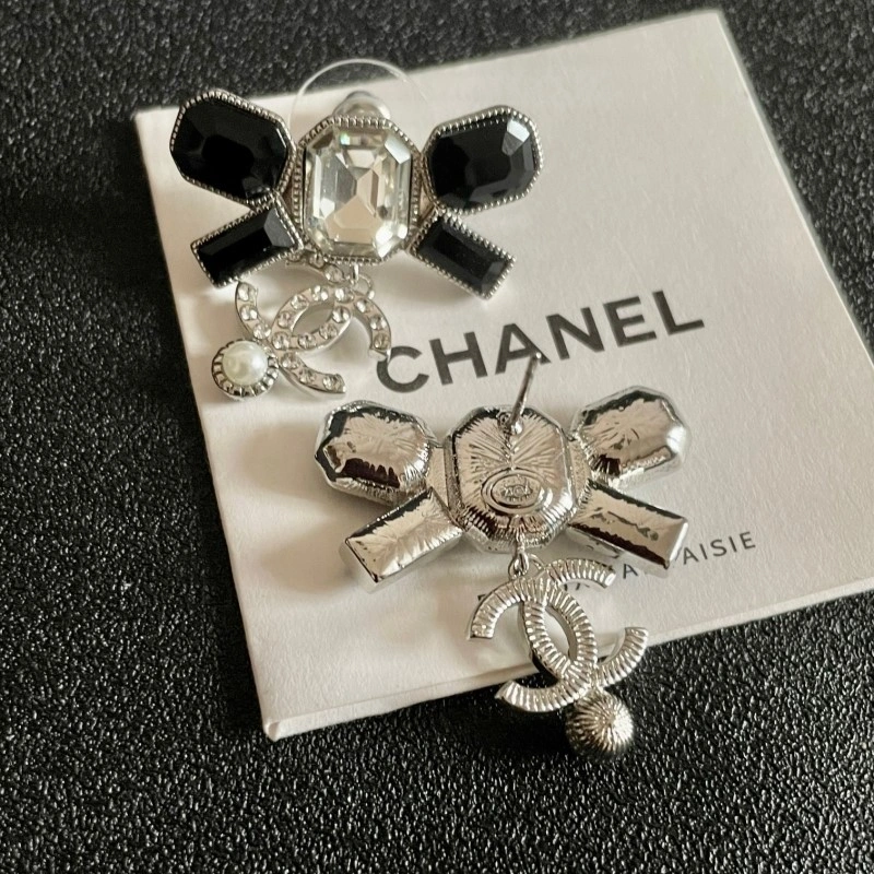 Supportive Chanel Earrings 219435