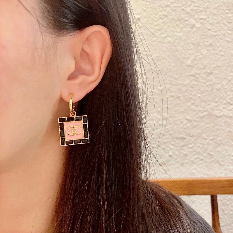 Chanel Earrings Elegant 219422