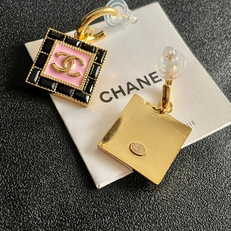 Chanel Earrings Elegant 219422