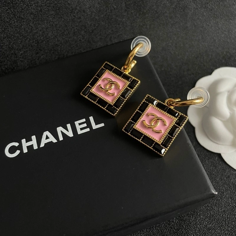 Chanel Earrings Elegant 219422