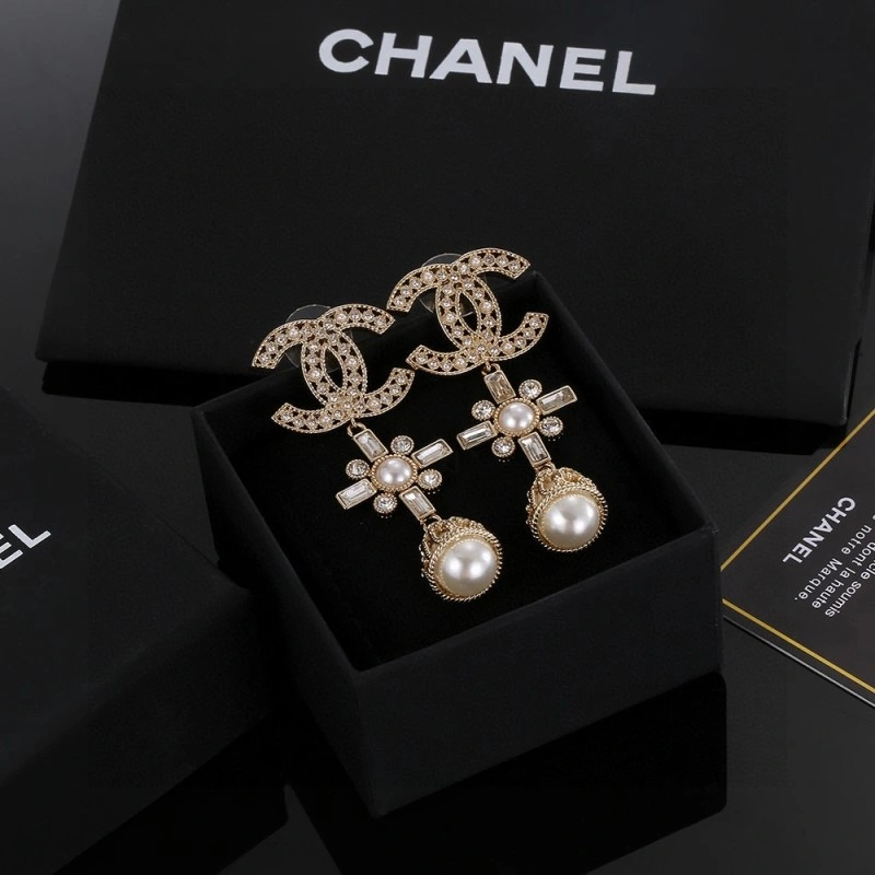 MoistureWicking Chanel Earrings 219423