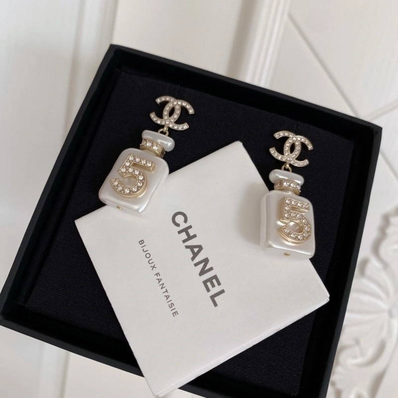 Chanel Earrings SmoothTexture 219419