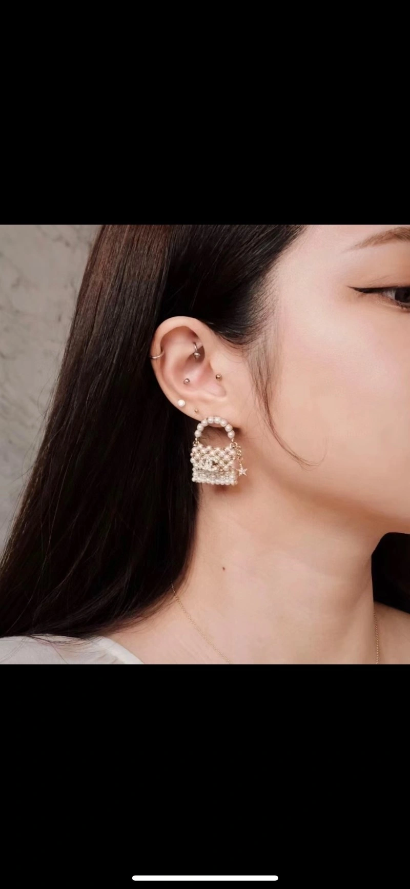 Chic Chanel Earrings 219418