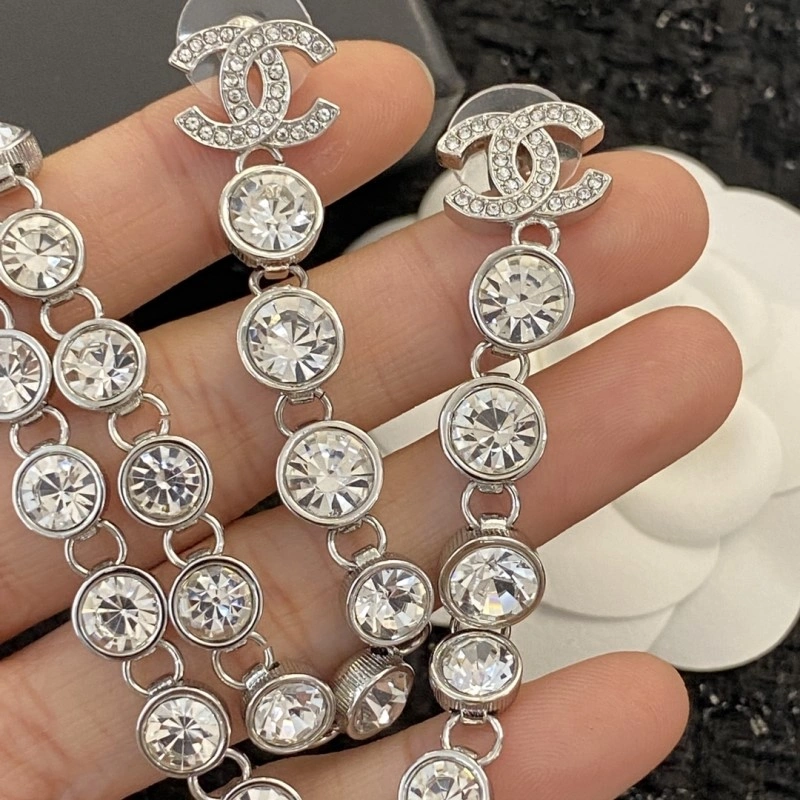Chanel Earrings Lightweight 219413