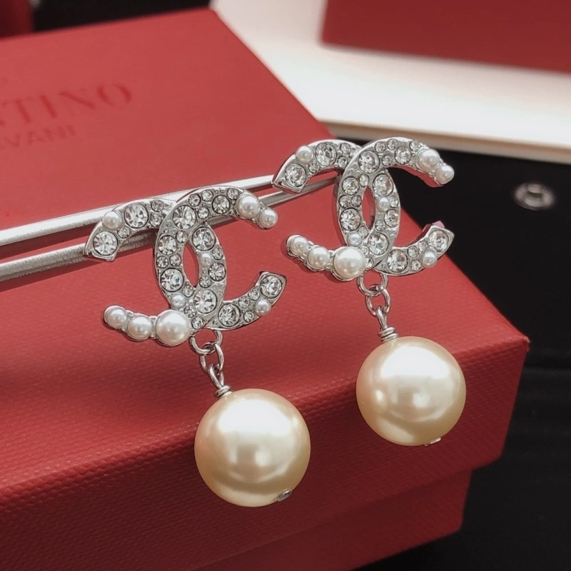 Durable Chanel Earrings 219393