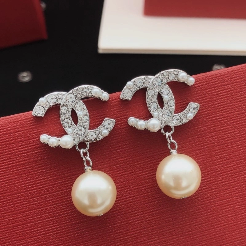 Durable Chanel Earrings 219393